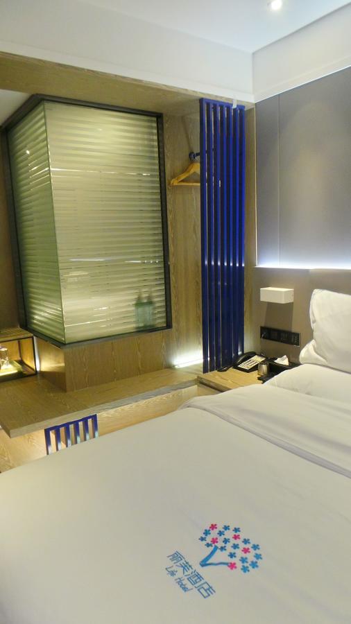 Lifu Hotel Wankel Jiang Tai Road Metro Station Branch Guangzhou Eksteriør billede