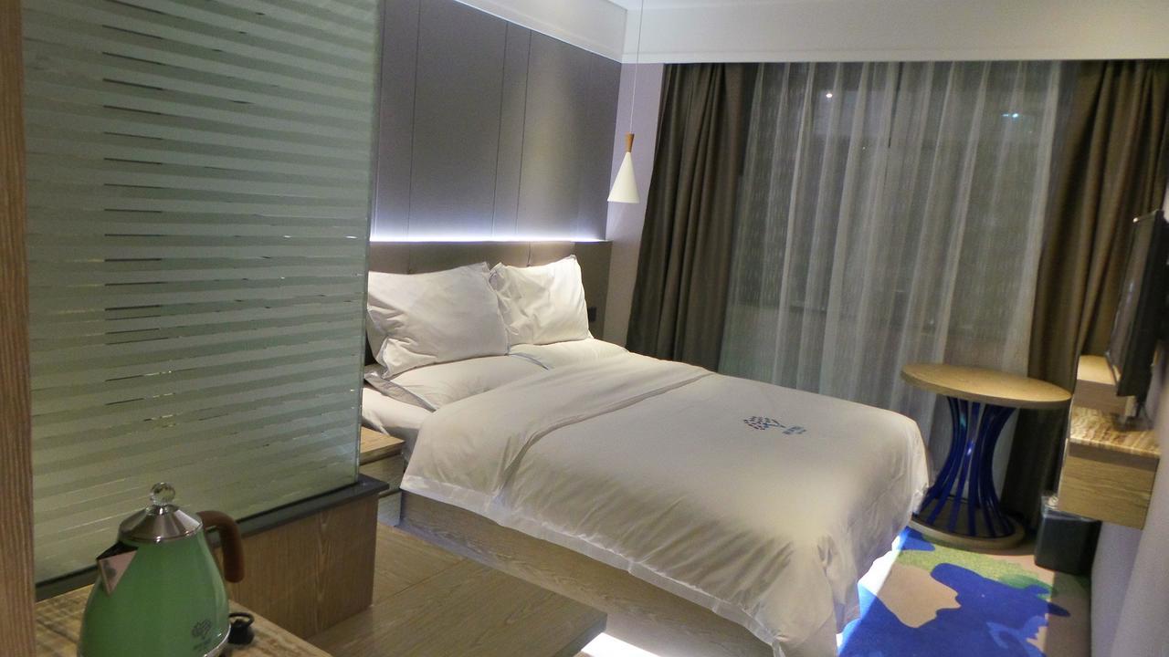 Lifu Hotel Wankel Jiang Tai Road Metro Station Branch Guangzhou Eksteriør billede