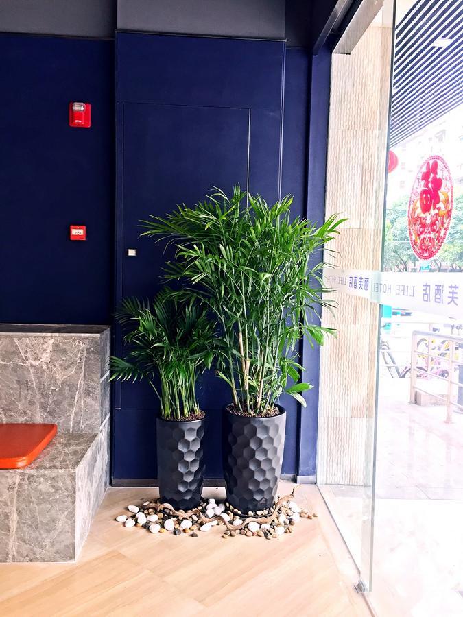 Lifu Hotel Wankel Jiang Tai Road Metro Station Branch Guangzhou Eksteriør billede